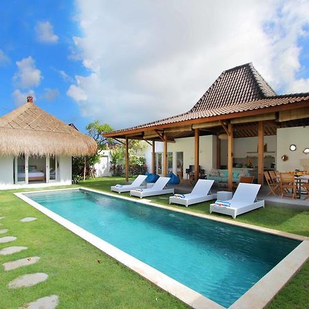 Villa Kaly By Optimum Bali Villas Seminyak  Exterior photo